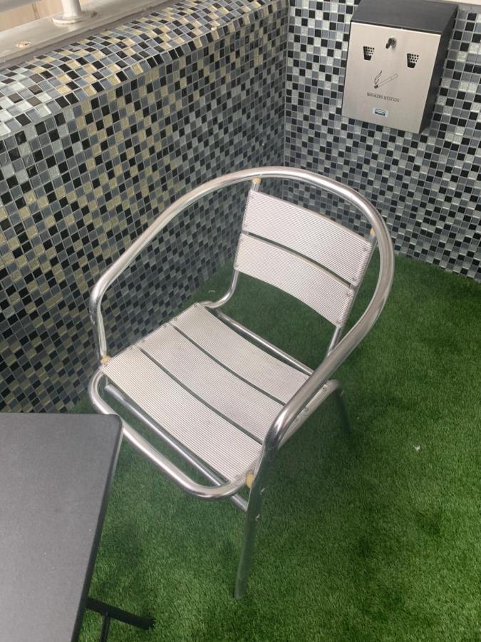 Luxury Panoramic Balcony Swindon Central Buitenkant foto