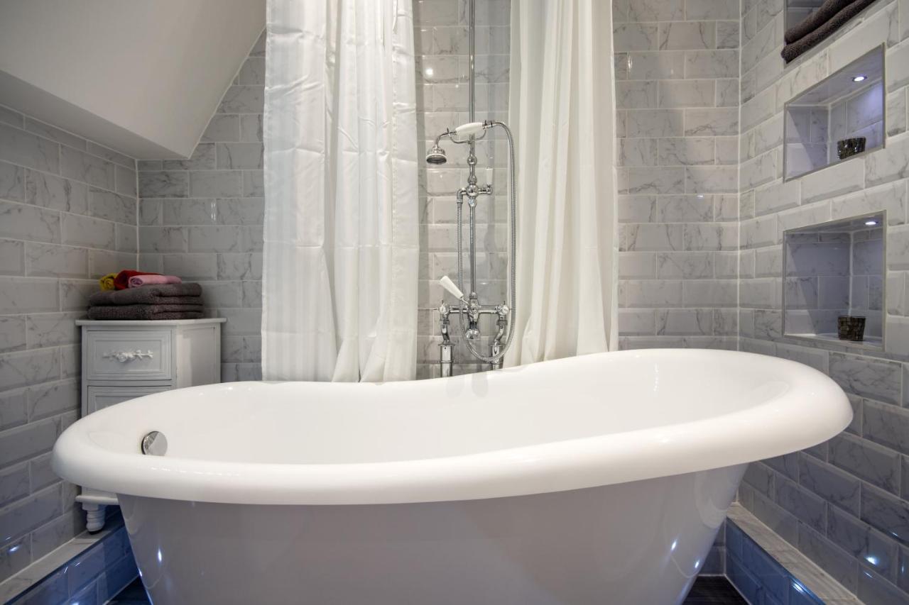 Luxury Panoramic Balcony Swindon Central Buitenkant foto